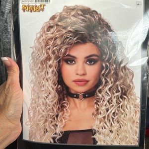 WIG FOR WOMEN BLONDE COLOR